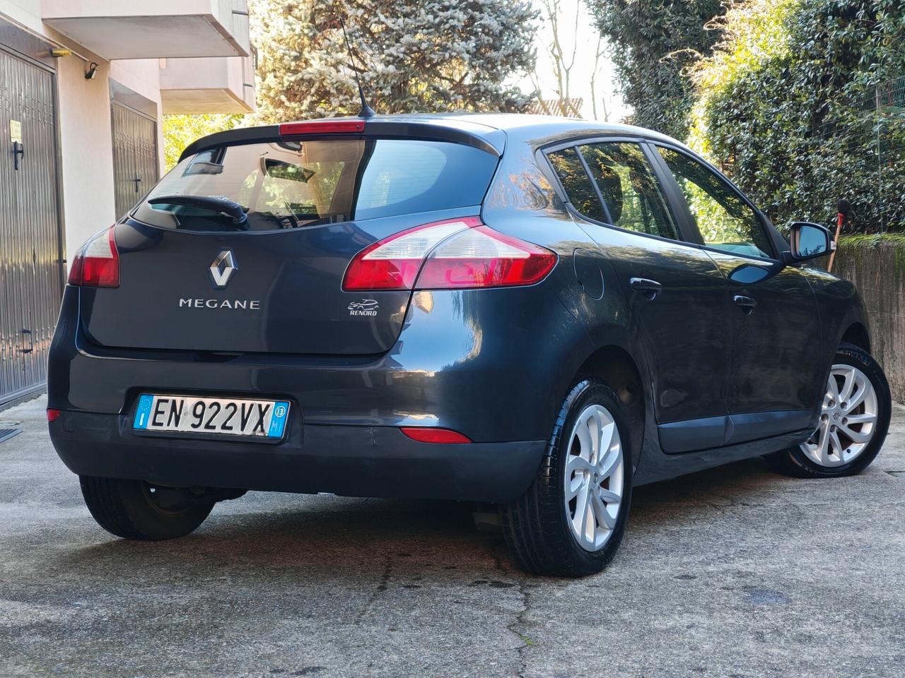 Renault Mégane 1.6 BENZINA 110cv / 30.250km / Unipro