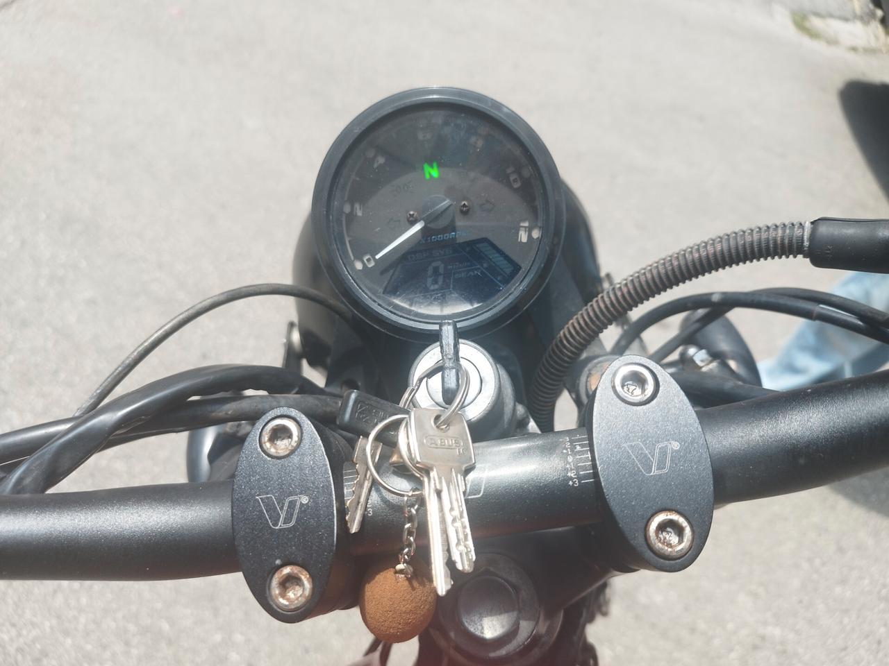 Yamaha XJ 550 4V8