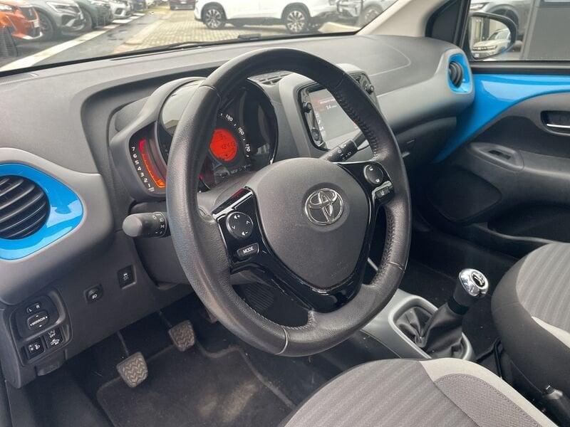 Toyota Aygo Aygo 5p 1.0 x-play 72cv