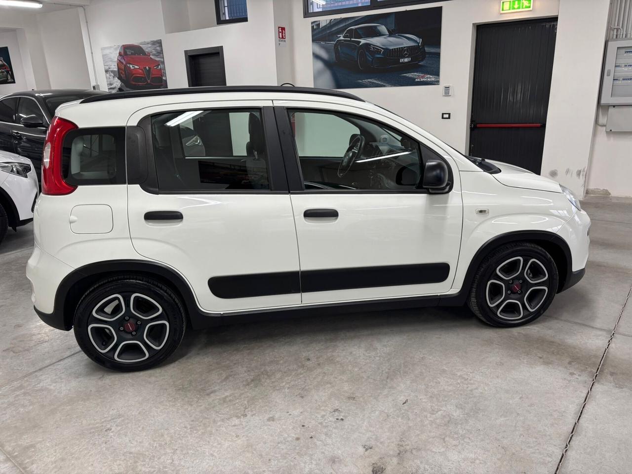 Fiat Panda 1.0 FireFly S&S Hybrid Sport