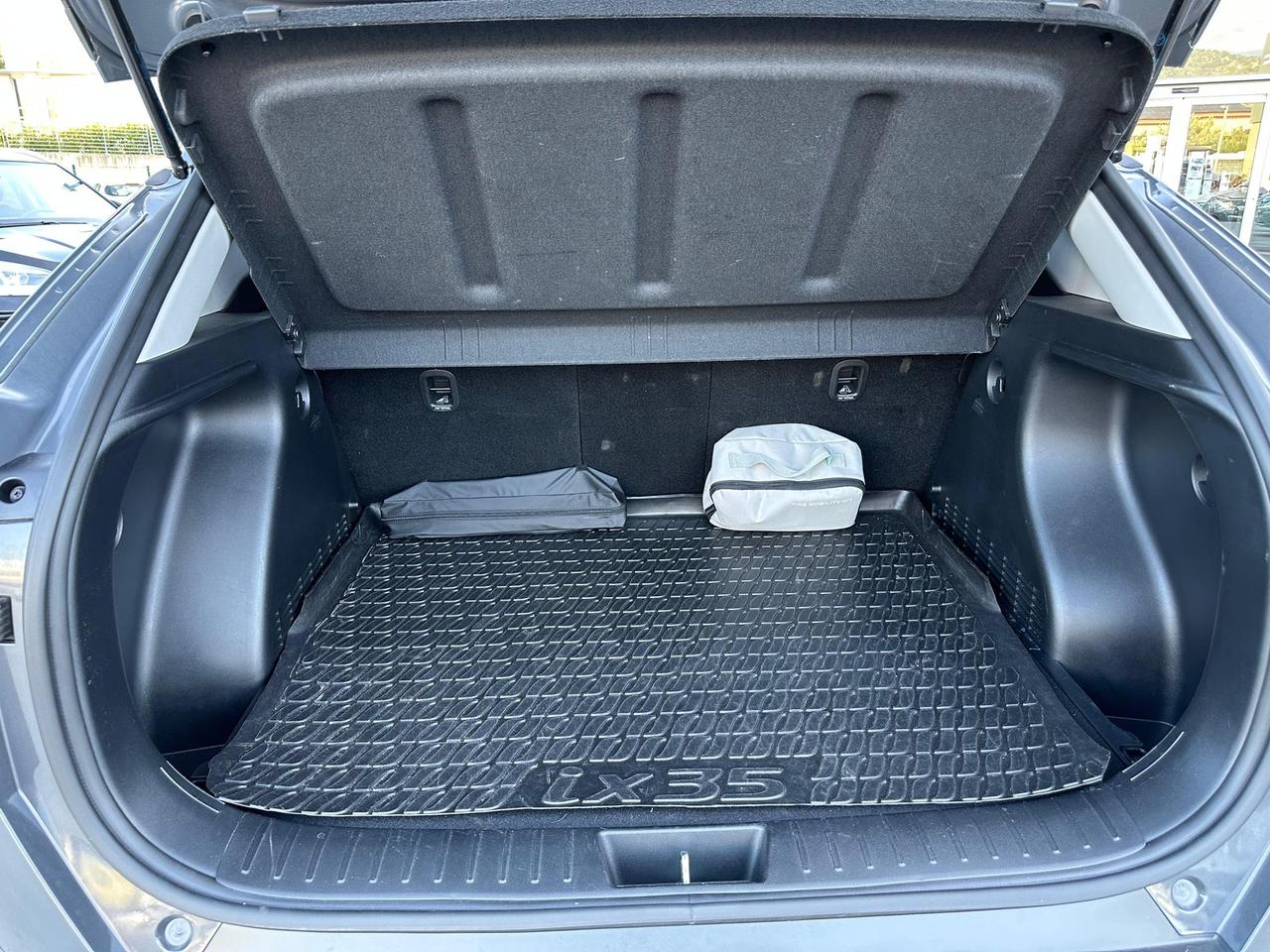 Hyundai Kona 1.0 t-gdi 48v x line 2wd 120cv mt