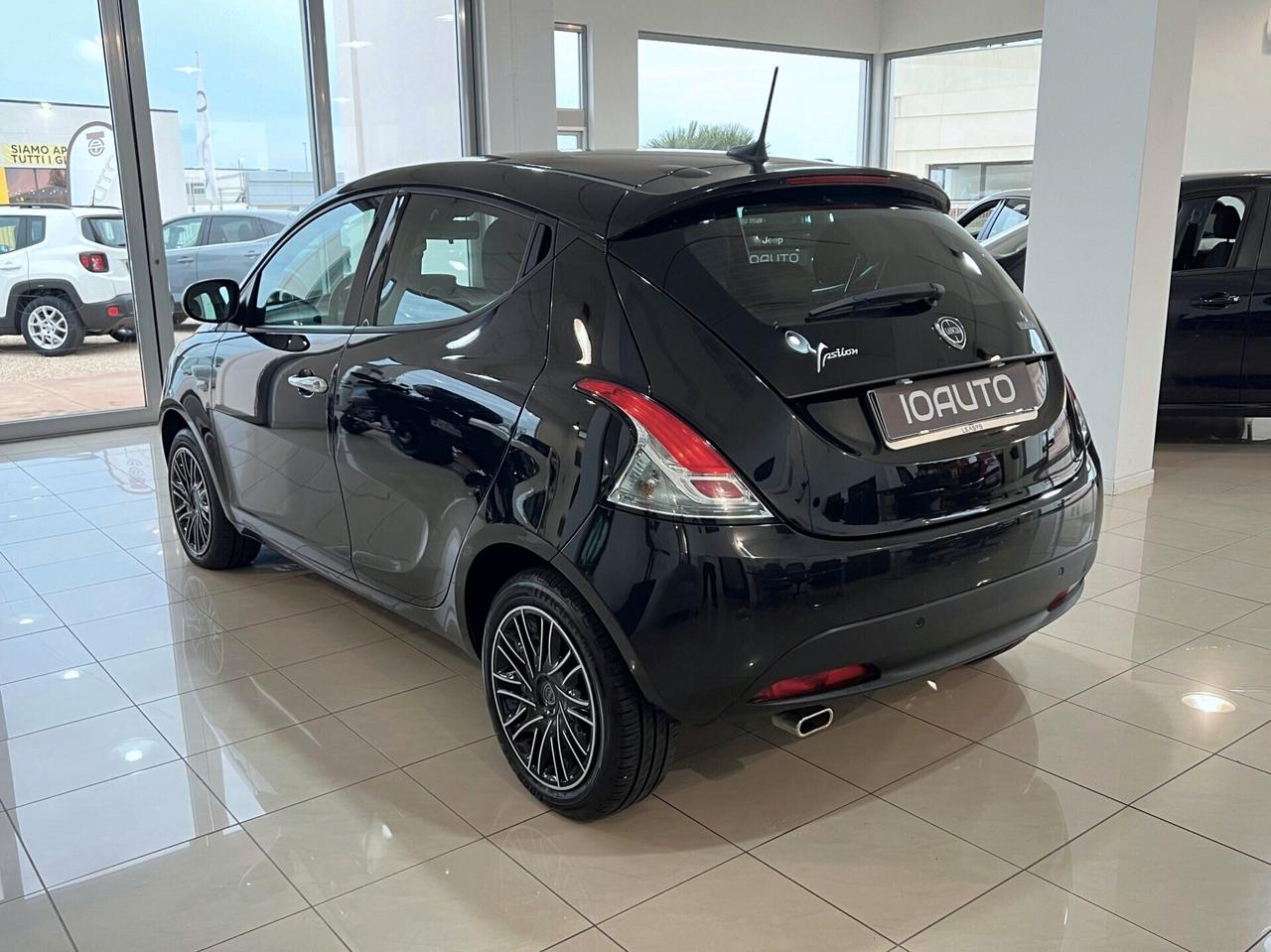 Lancia Ypsilon 1.0 Hybrid Gold 2023