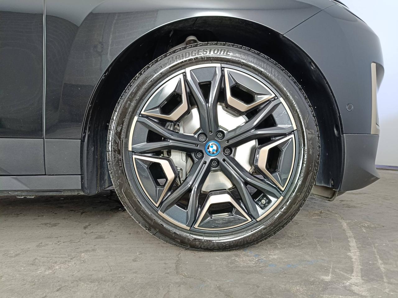 BMW iX - iX xdrive40