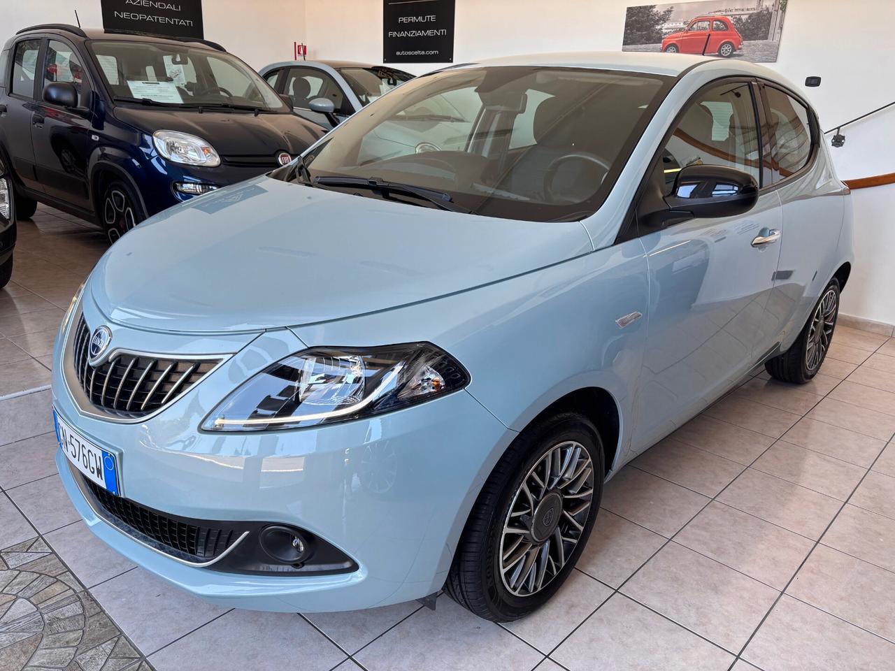 Lancia Ypsilon 1.0 70cv FireFly 5 porte S&S Hybrid Gold Plus
