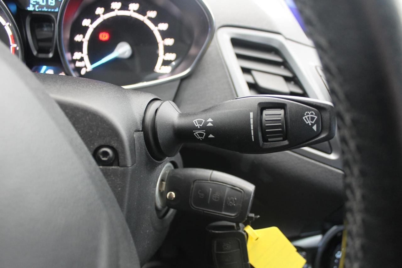 Ford Fiesta 1.0 Plus 80 Cv.