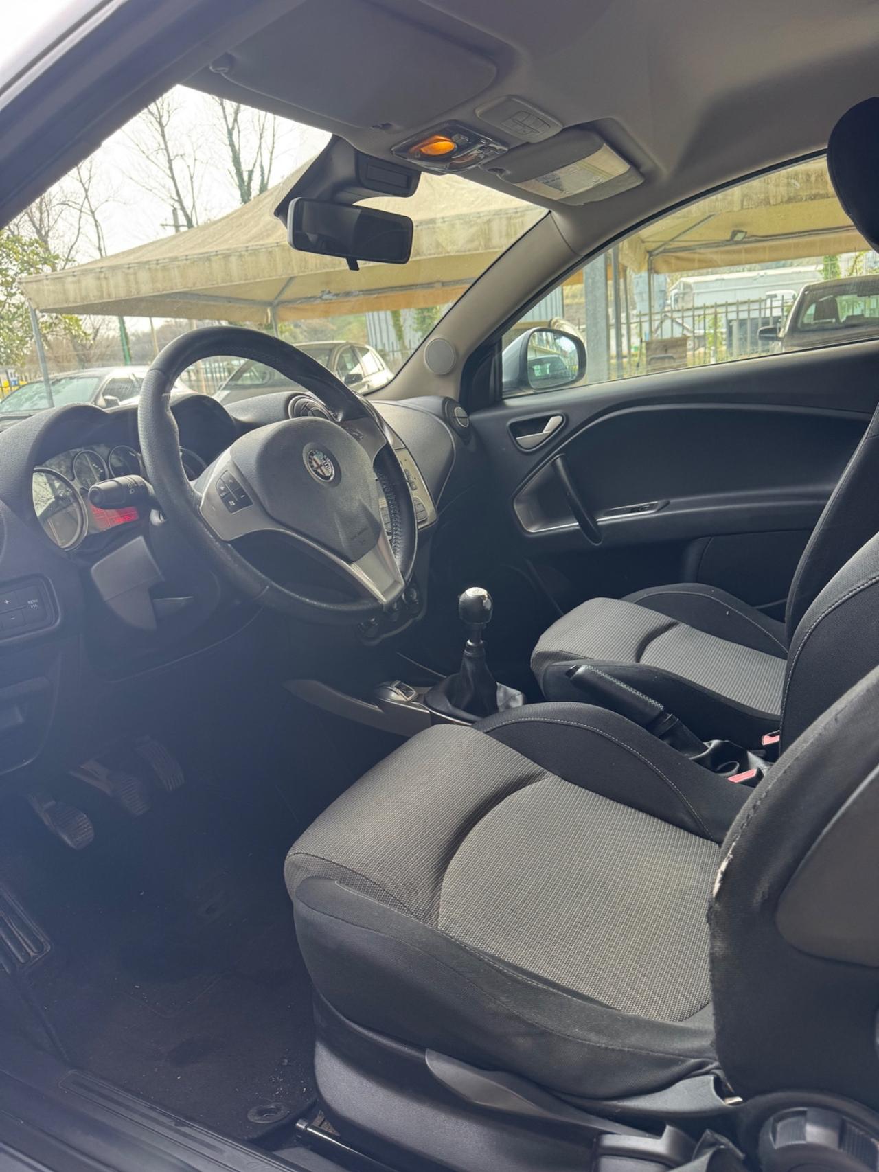 Alfa Romeo MiTo 1.4 T 155 CV Distinctive Sport Pack