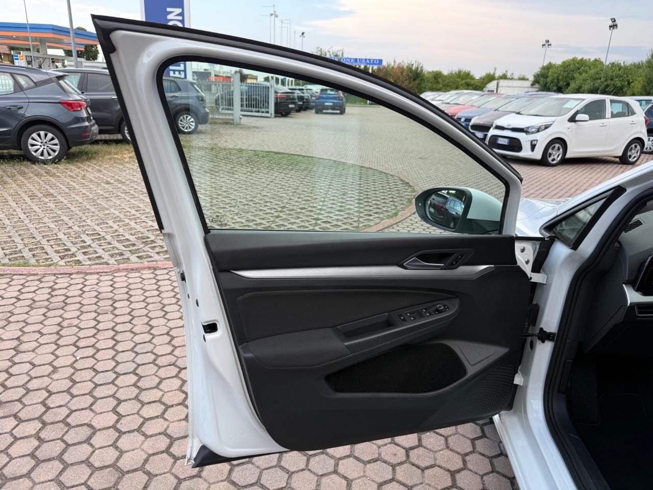 Volkswagen Golf 1.5 TGI DSG Life