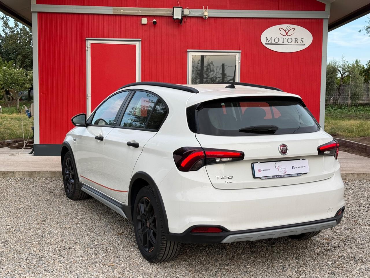 Fiat Tipo 1.6 Mjt S&S 5 porte Cross Garmin