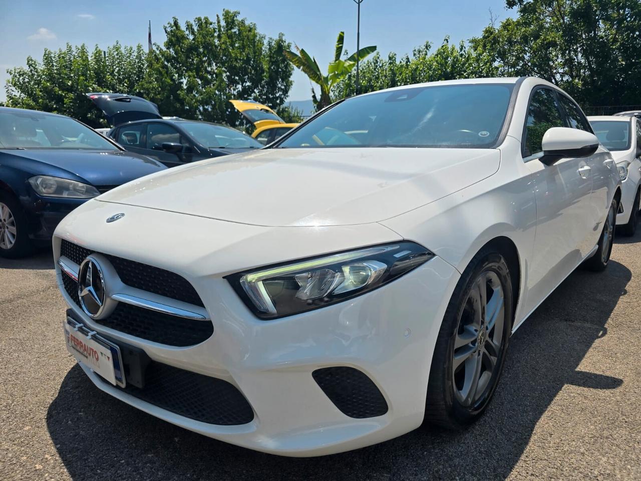 MERCEDES A180CDI 115CV SPORT PACK LUCI