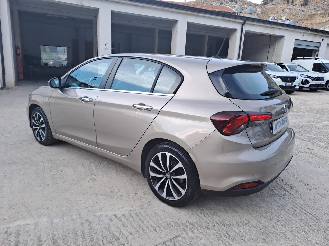 Fiat Tipo 1.6 Mjt S&S 5 porte Easy Business
