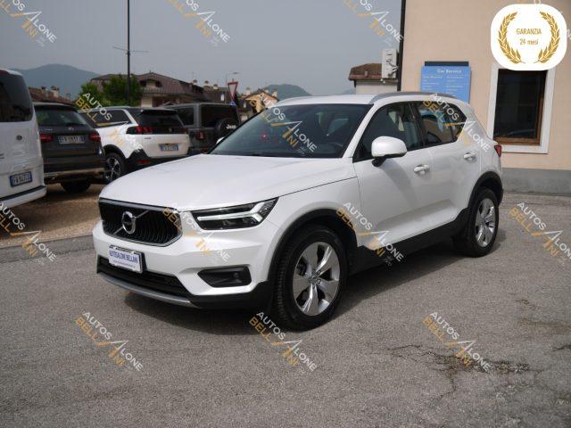 VOLVO XC40 B4 AWD Geartronic Momentum Pro