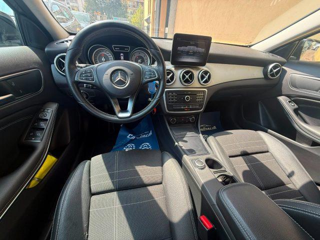 MERCEDES-BENZ GLA 200 d Automatic Sport