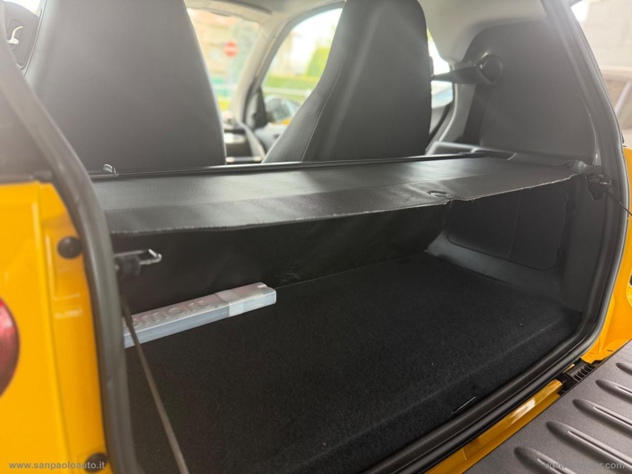 SMART fortwo 1000 45 kW MHD coupé pure