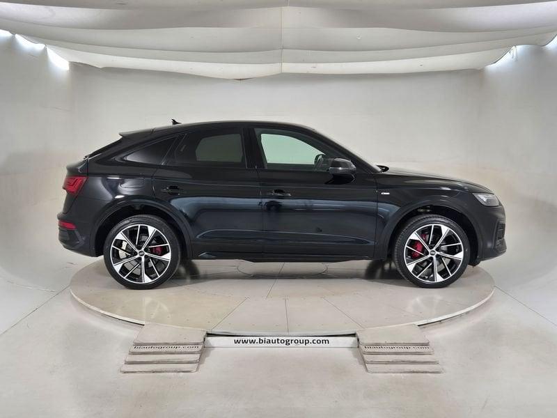 Audi Q5 I 2021 Sportback Sportback 40 2.0 tdi mhev 12V Identity Black qu