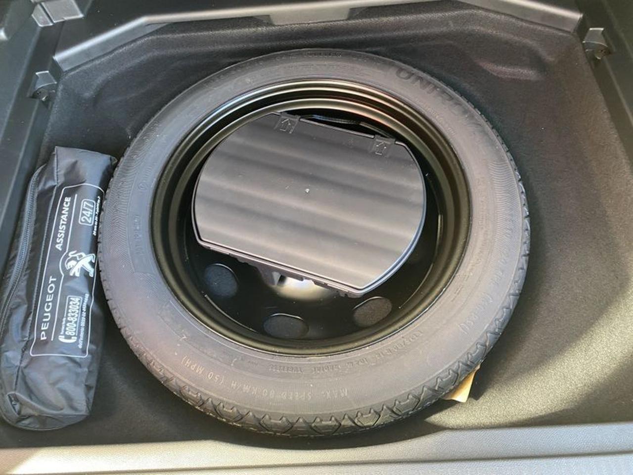 Peugeot 3008 BlueHDi 130 S&S NAVI-APP-RETROCAMERA