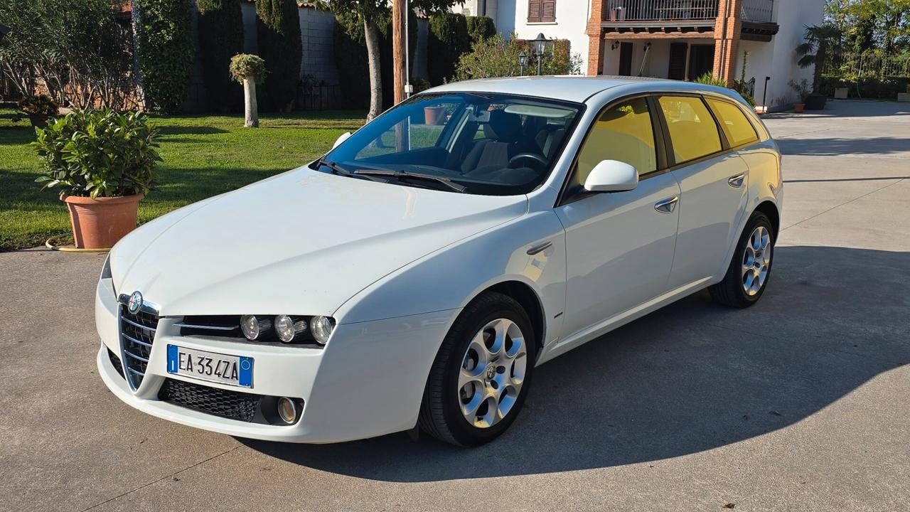 ALFA 159 1.9 JTDM PARI AL NUOVO