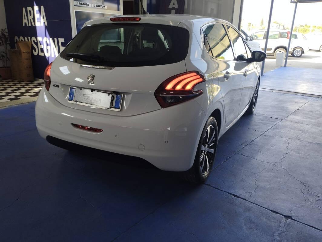 Peugeot 208 1.6 bluehdi Allure 75cv 5p