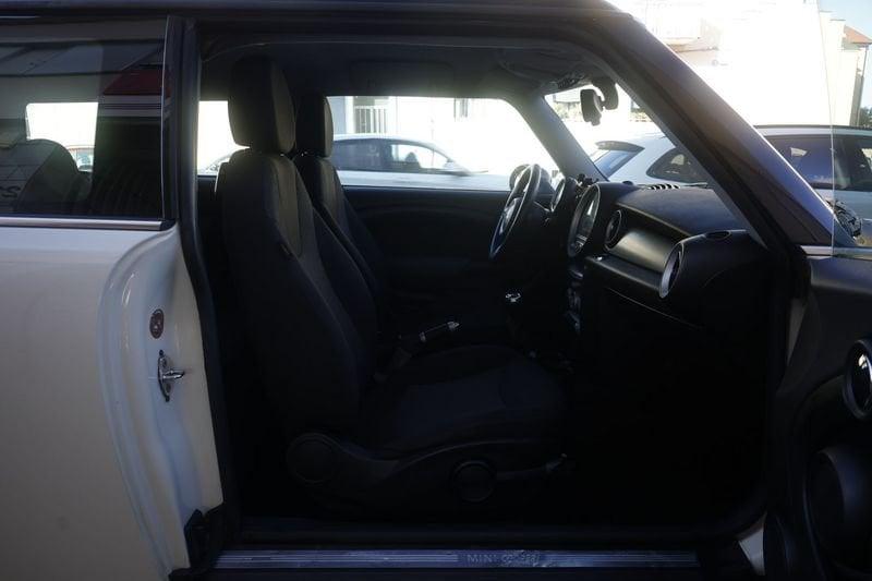 MINI Clubman MINI Clubman 1.6 Cooper 88KW ANNO 2009