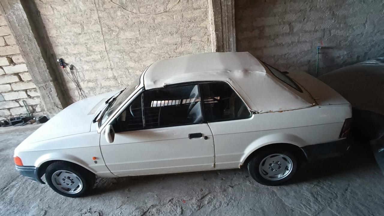 Ford Escort 1.4 Cabriolet Ghia