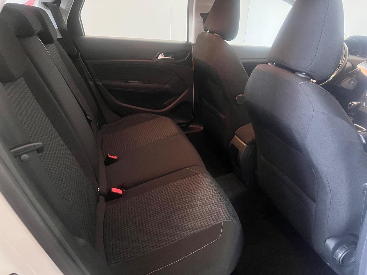 Peugeot 308 1.2 PureTech Turbo 110 S&S Active