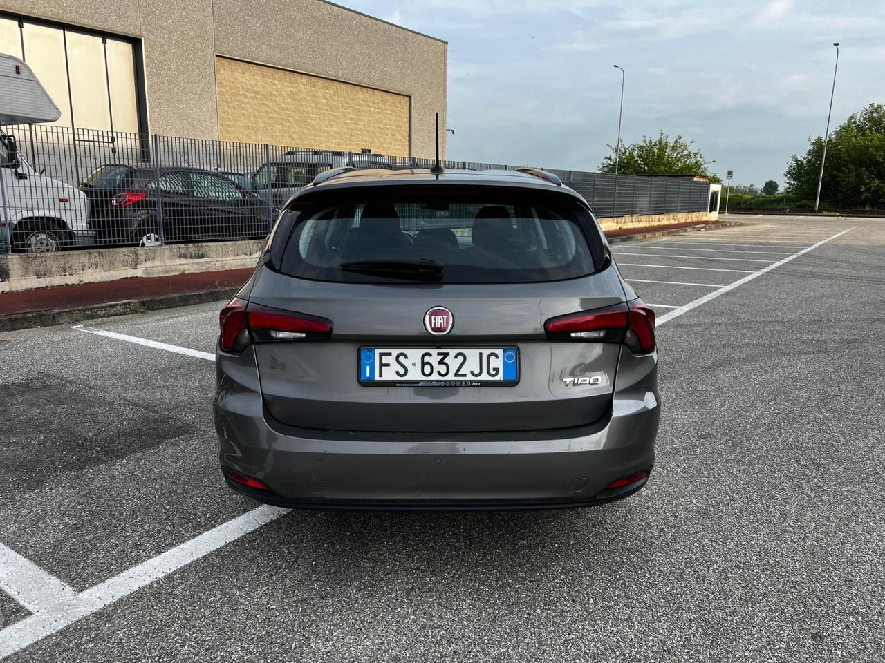 Fiat Tipo 1.4 T-Jet 120CV SW Lounge