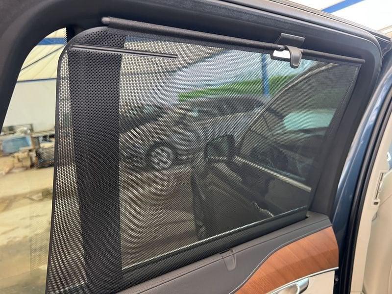 Volvo XC90 B5 (d) AWD Geartronic 7 posti Inscription
