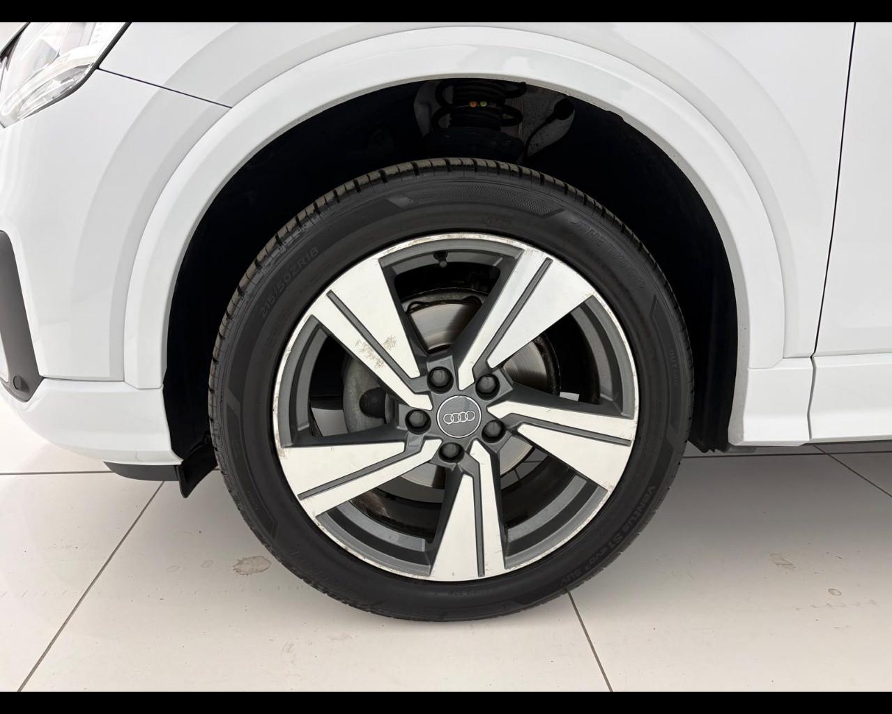 AUDI Q2 35 1.5 tfsi Admired
