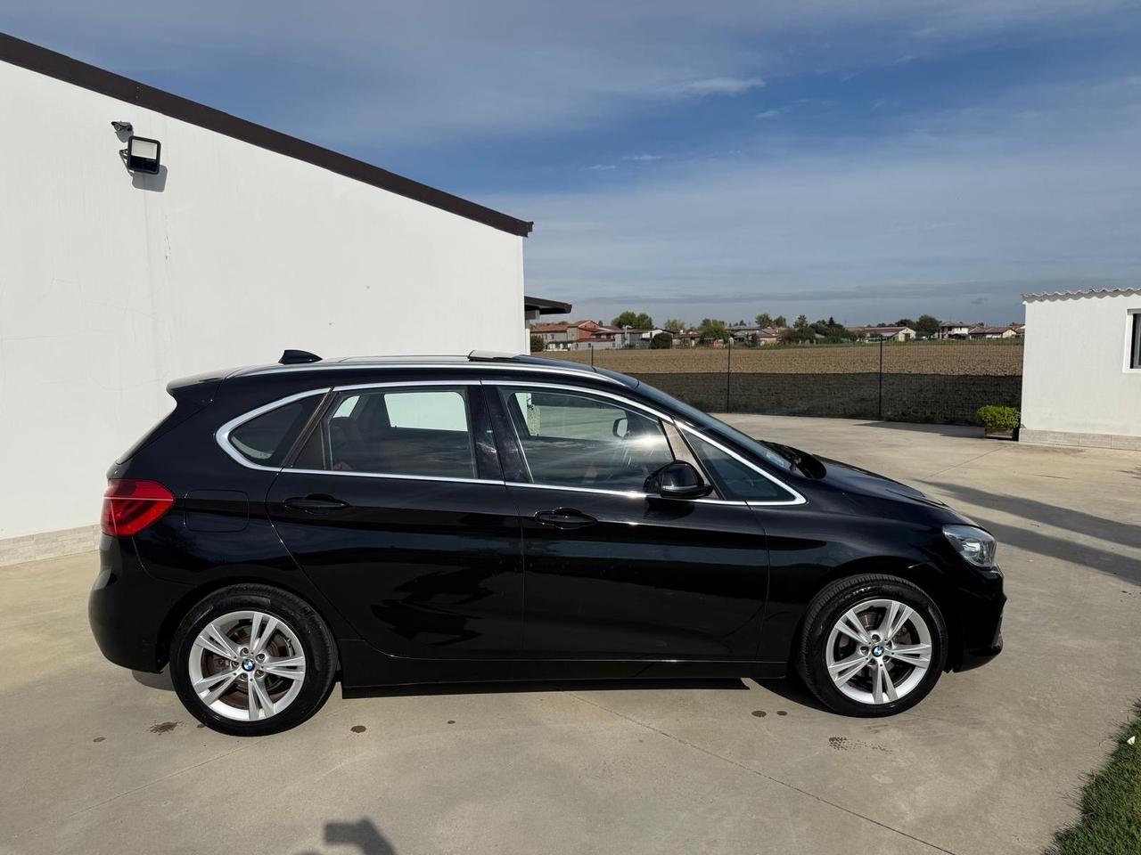 Bmw 2er Active Tourer 218d Luxury
