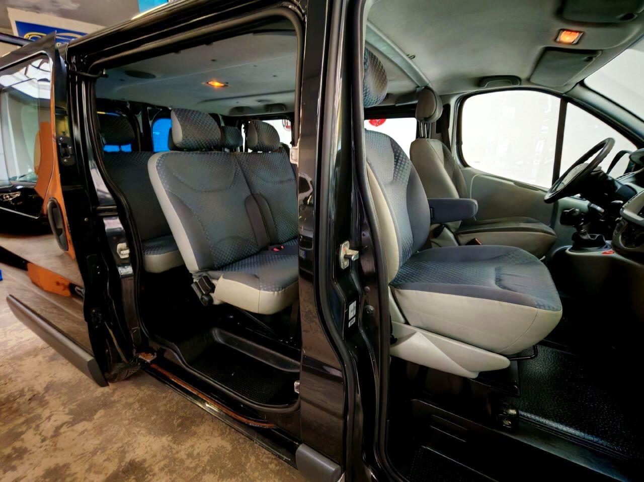 Renault Trafic 8 Posti 2.0 DCi Passenger