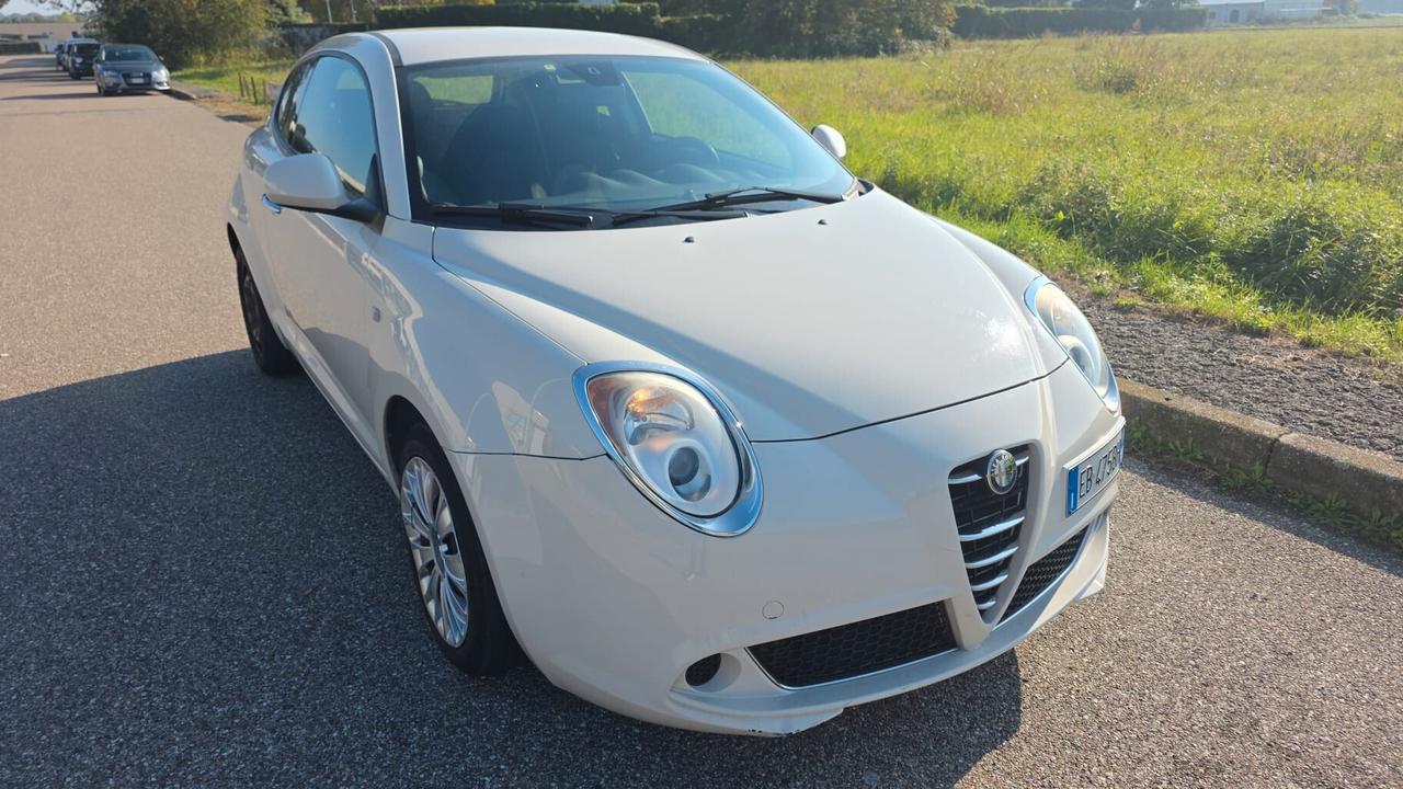 Alfa Romeo MiTo 1.4 78 CV Distinctive Sport Pack
