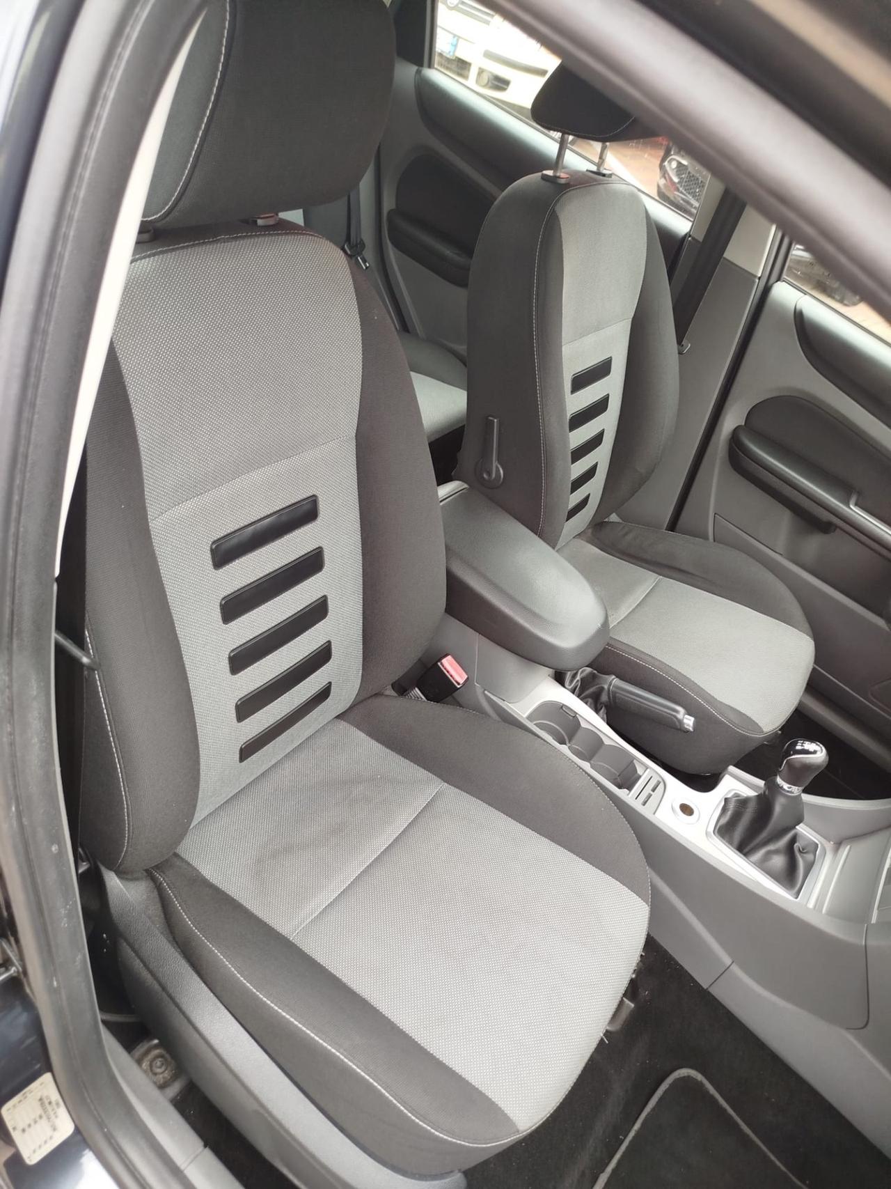 Ford Focus 1.6 TDCi (110CV) SW Tit. DPF