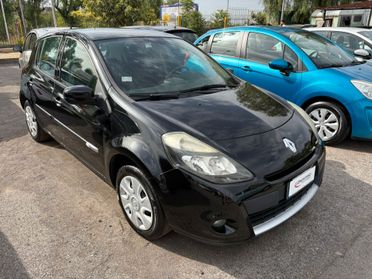 RENAULT CLIO 1.2 B - 2013