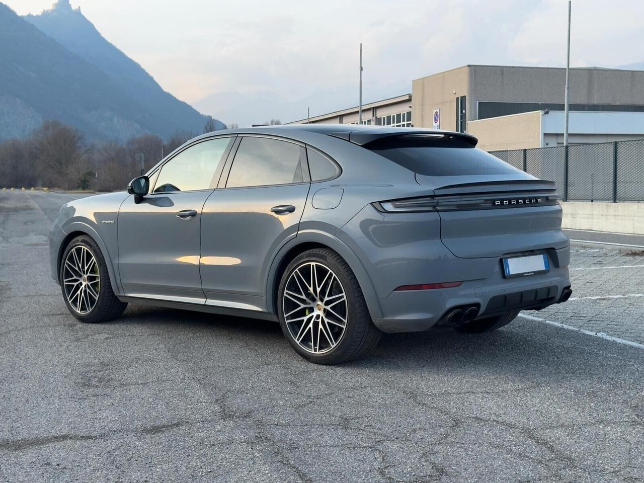 Porsche Cayenne Coupé 3.0 V6 E-Hybrid