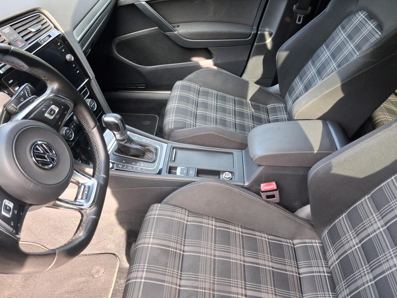 Volkswagen Golf GTD 7.5 184CV "SPETTACOLARE" PERMUTO!!