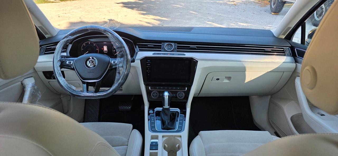 Passat 2.0 TDI 190 CV 4MOTION Executive IVA ESPOSTA