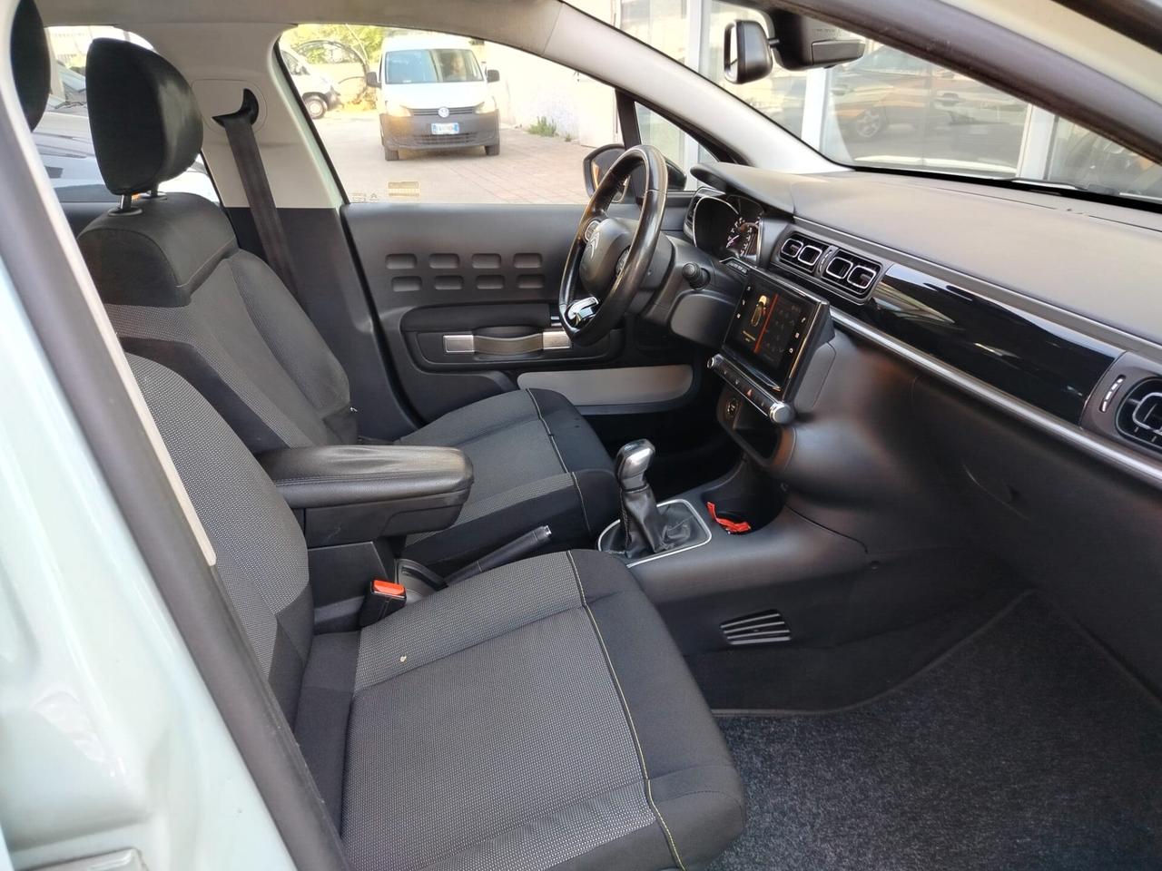 Citroen C3 PureTech 82 GPL Shine FULL OPTIONAL