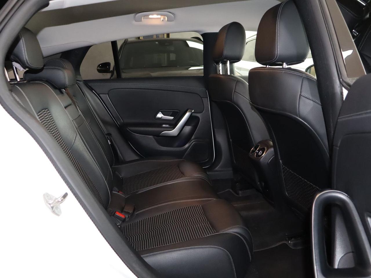 Mercedes-Benz CLA 200 Sport Night Edition C #10210