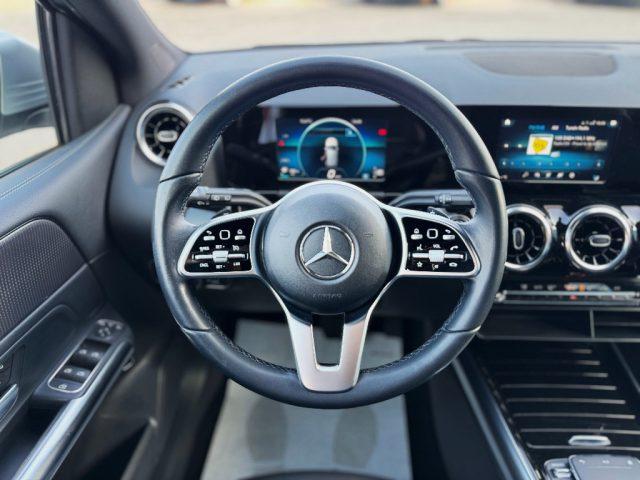 MERCEDES-BENZ B 180 d AUTOM SPORT PLUS *SERVICE MERCEDES*