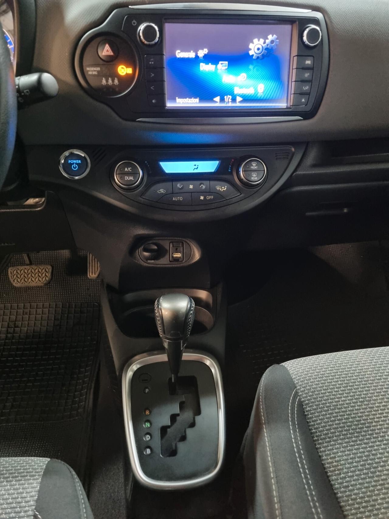 Toyota Yaris 1.5 Hybrid 5 porte Active