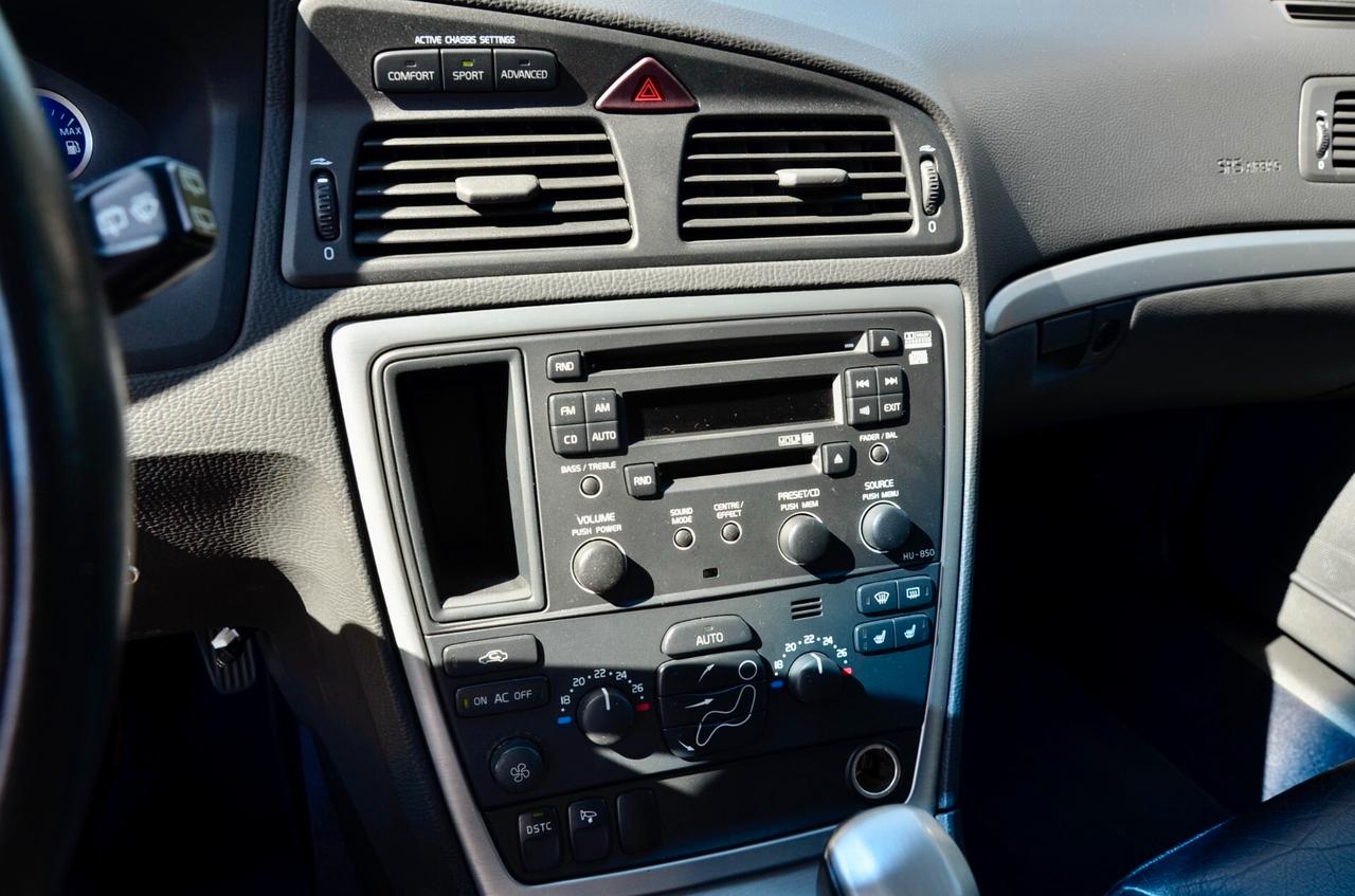 VOLVO V70 2.5 R AWD 300cv AUTO, ASI, ESENTE SUPERBOLLO, ECCELLENTI CONDIZIONI, INTROVABILE, TETTO, PERMUTE
