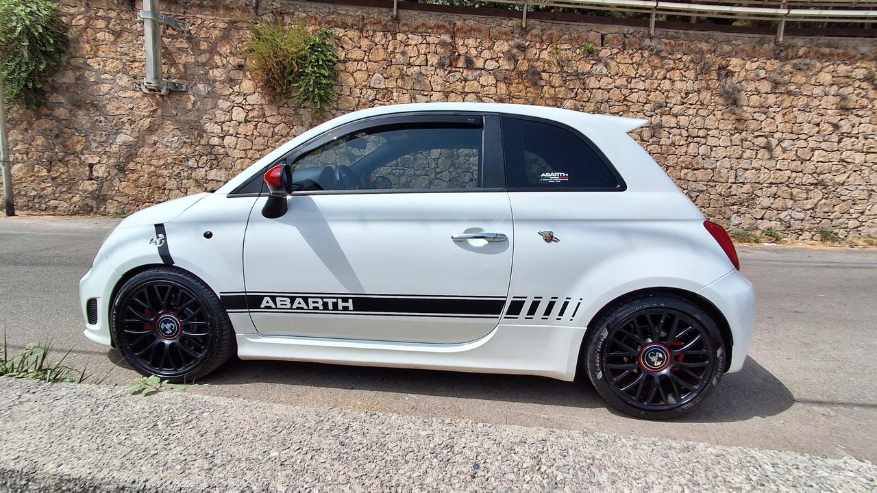 Abarth 595 1.4 Turbo T-Jet 160 CV Competizione