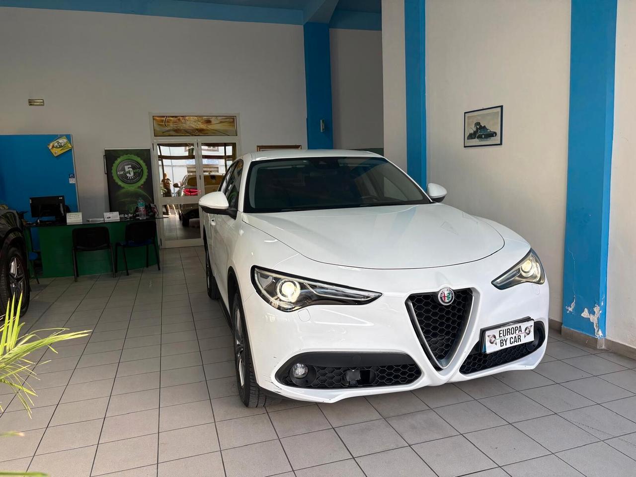 Alfa Romeo Stelvio 2.2 Turbodiesel 180 CV AT8 Q4 Business