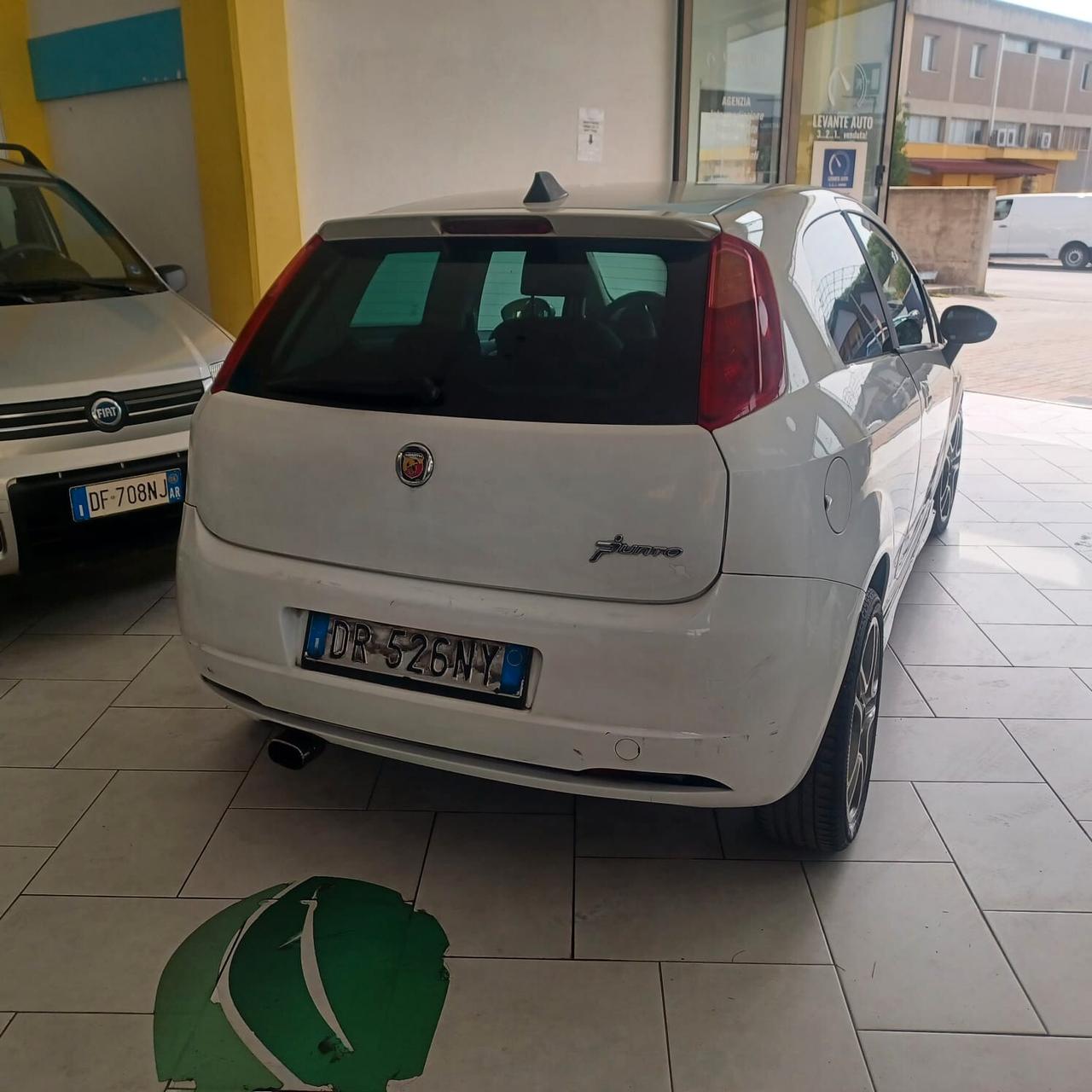 NEOPATENTATI GRANDE PUNTO 1.3MJTD 90CV