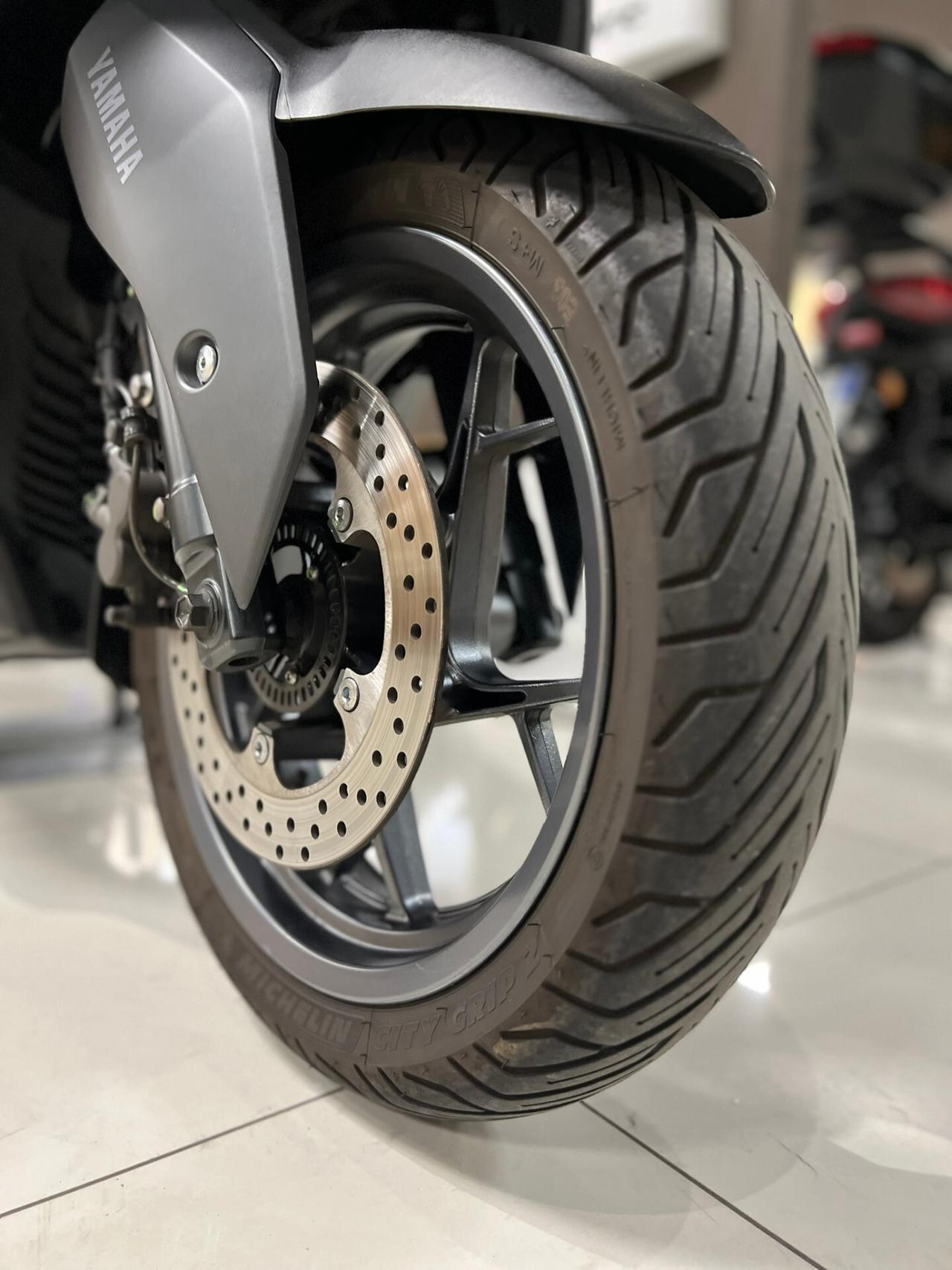 Yamaha X-Max 300