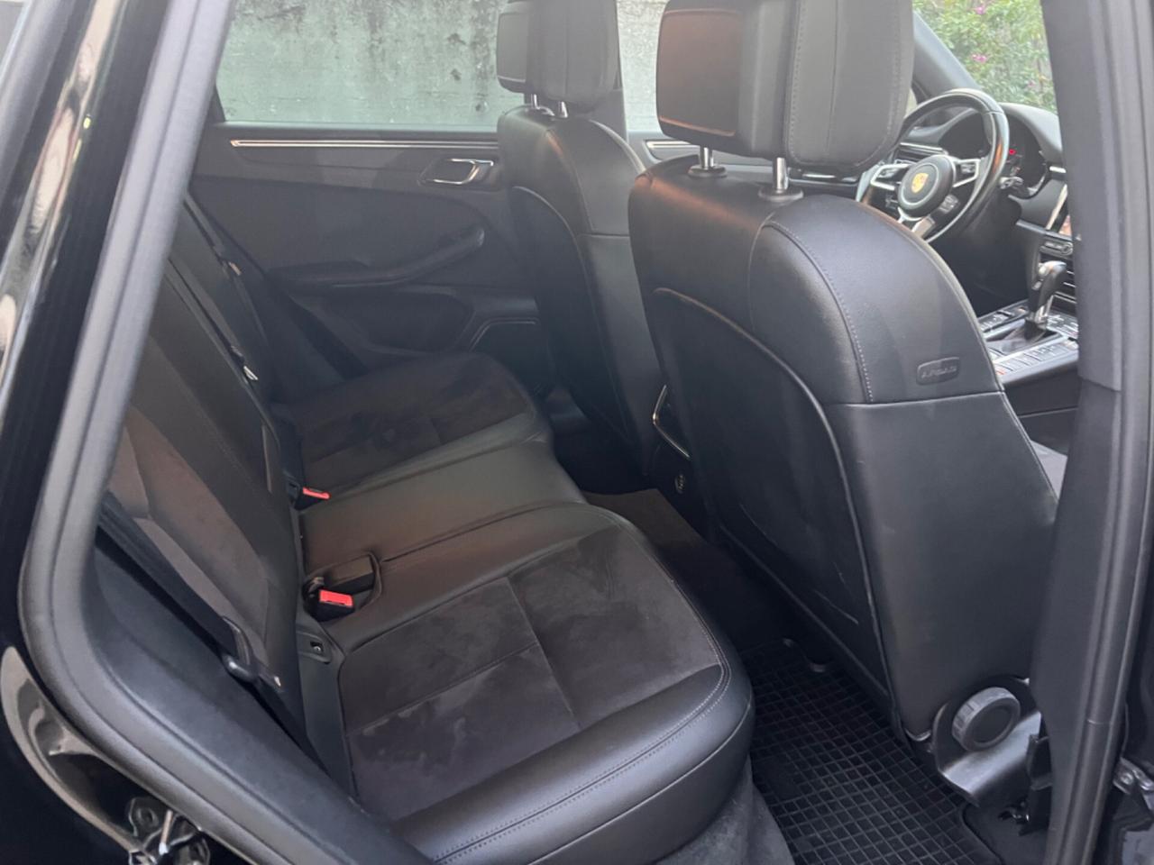 Porsche Macan 2.0 245Cv
