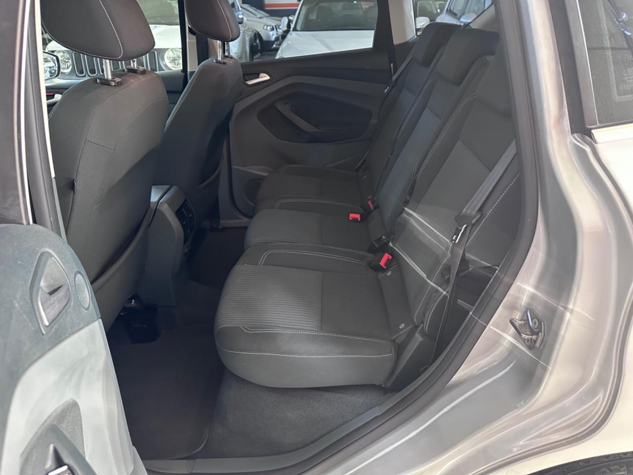 Ford C-Max 2.0 TDCi 115cv Powershift Titanium