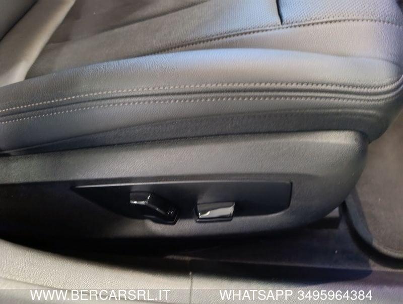 BMW Serie 5 520d 48V xDrive Business*LED*PACCHETTO LUCI*SEDILI IN PELLE*PDC*TELECAMERA*