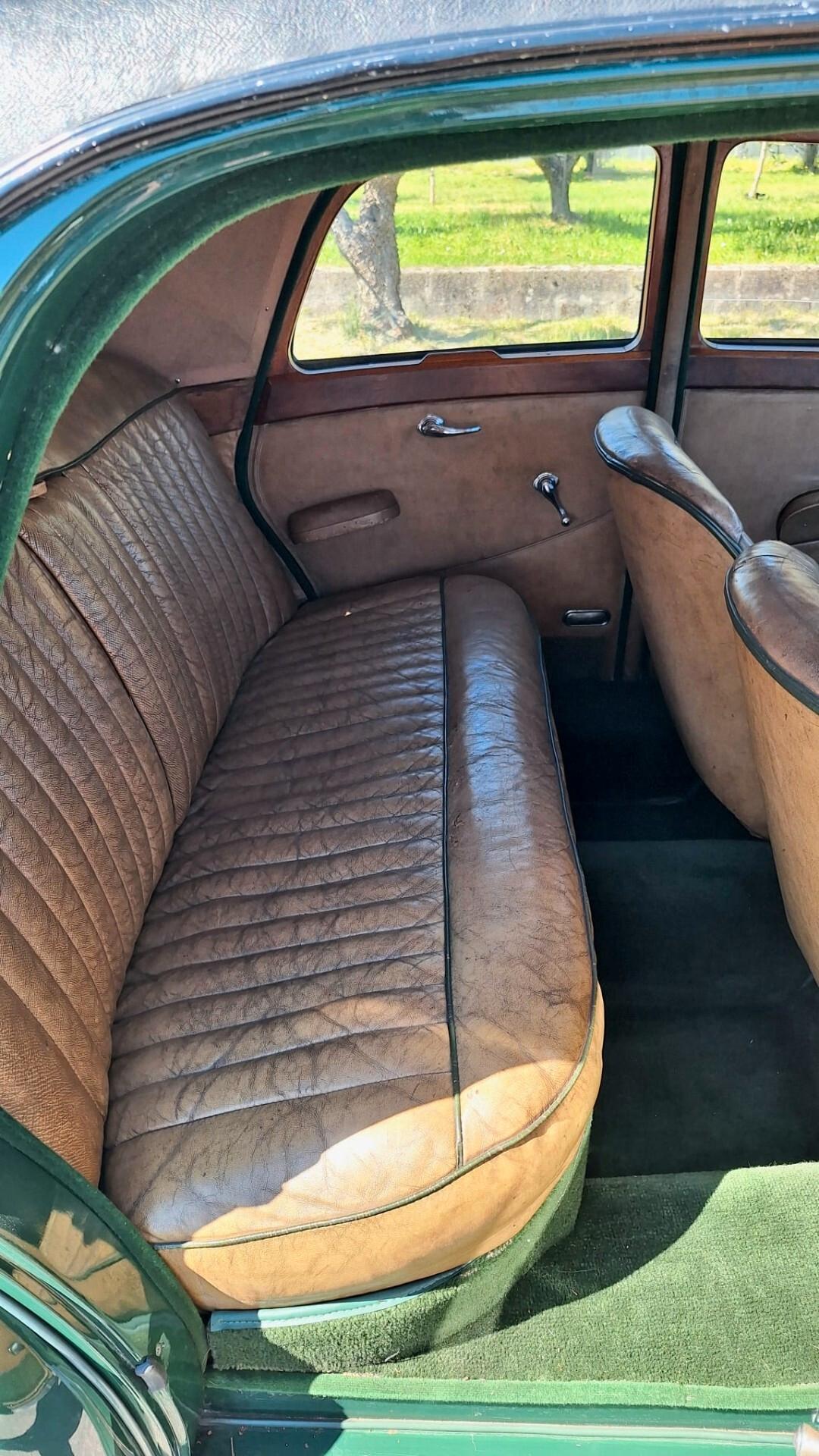 Riley Motors Saloon 2.5 Litre - Conservata - BELLISSIMA