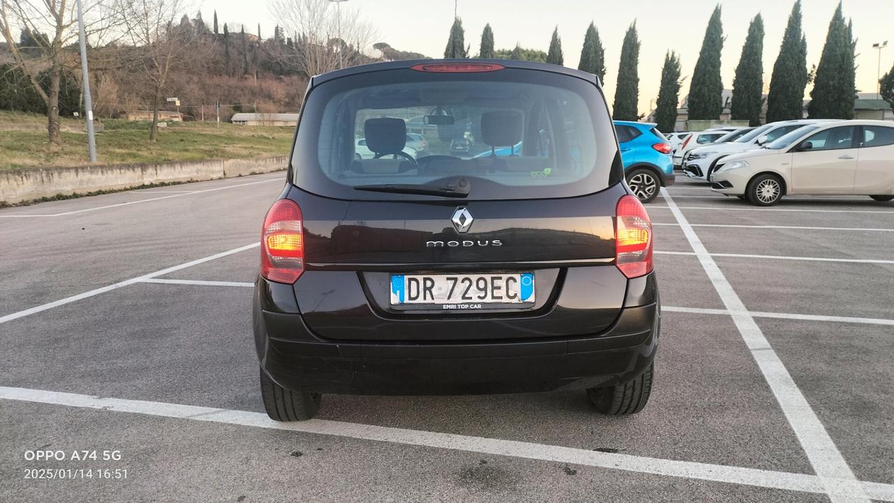 Renault Modus 1.2 16V Dynamique
