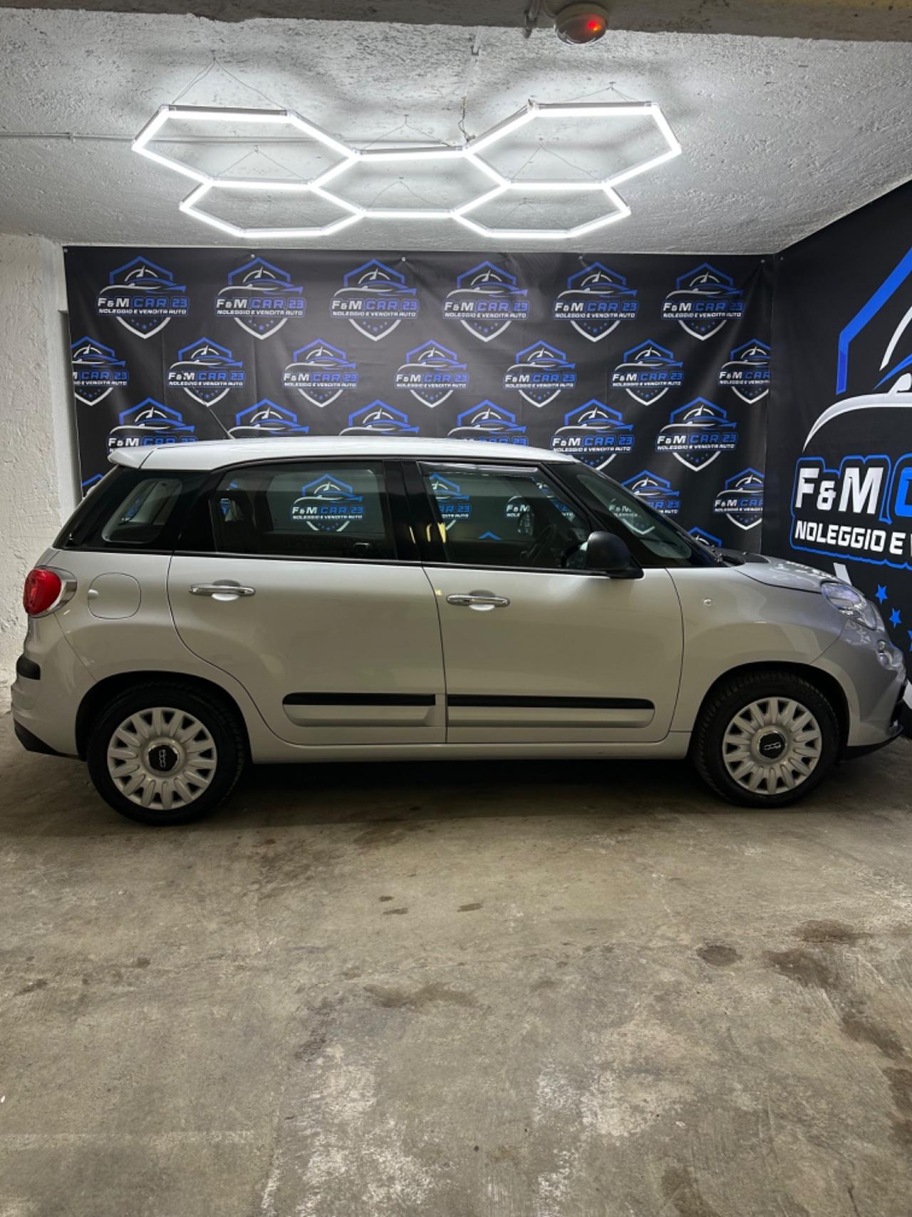 Fiat 500L automatica 2019